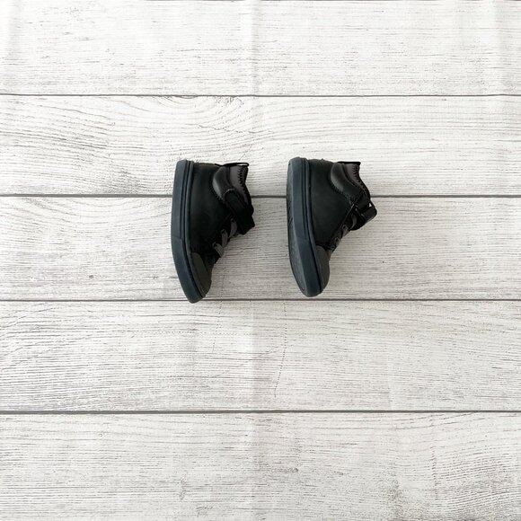 Toms High Top Strap Sneakers - Picture 4 of 8